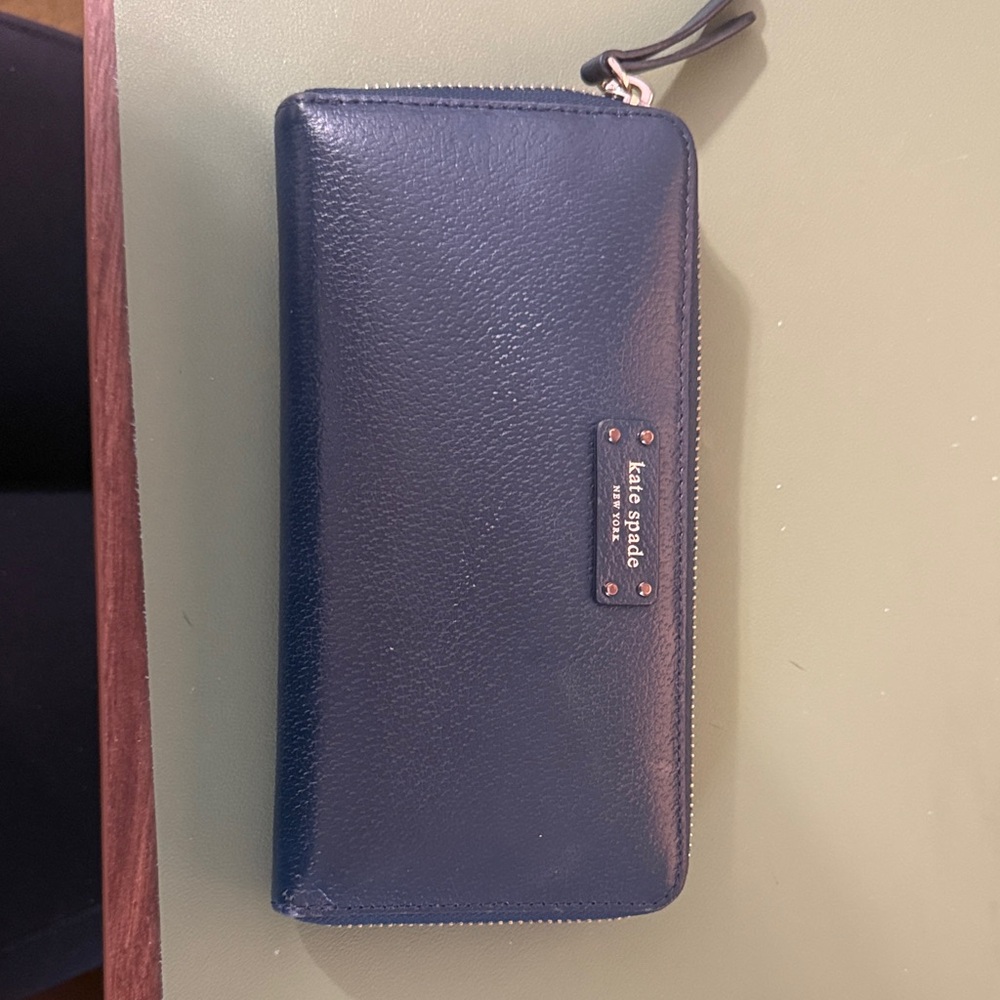 Kate Spade Navy Blue Wallet - largest size (continental)